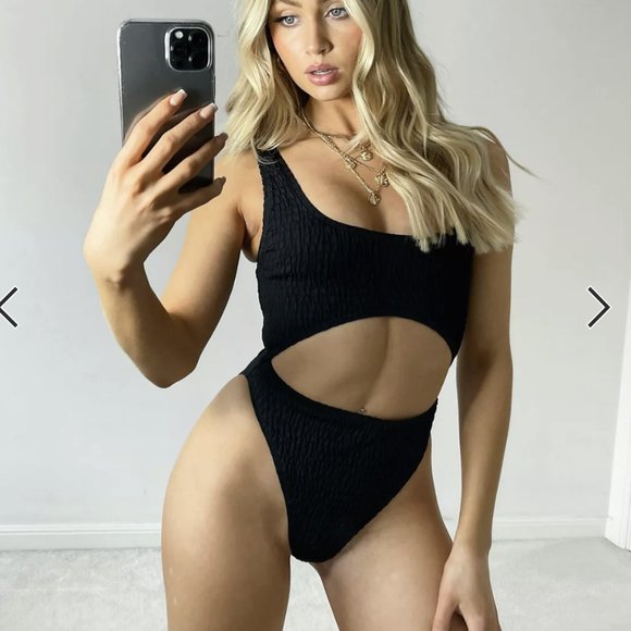 ASOS Other - NWT Size 6 black textured ribbed woman's cutout one piece swimsuit
